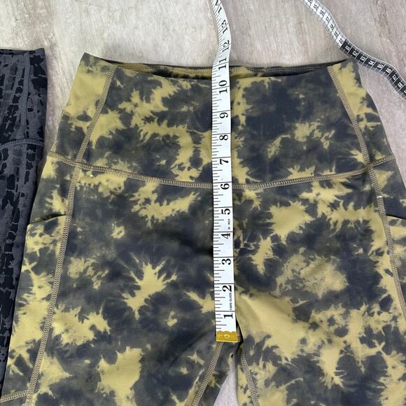 Varley Leggings 2 pair size small/medium - Picture 3 of 10